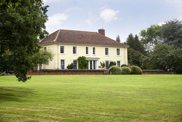 A country estate fit for a King… or Prince