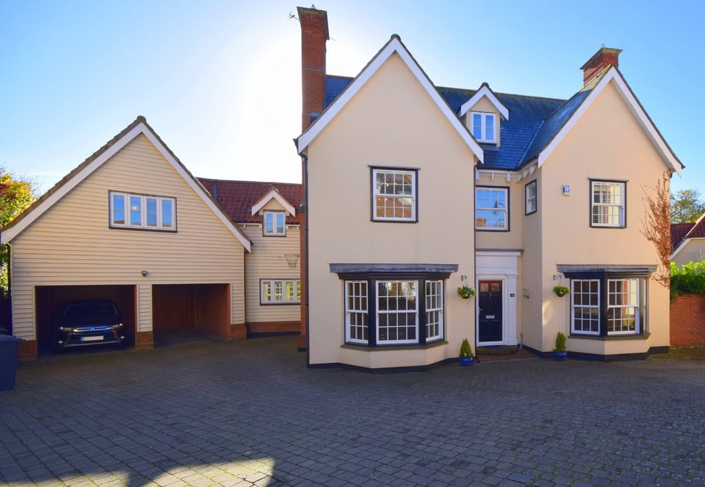 Six of the best… homes on the market with our Signature team