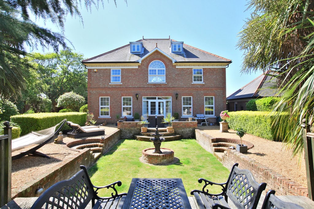 Six of the best… properties on the market with our Signature team