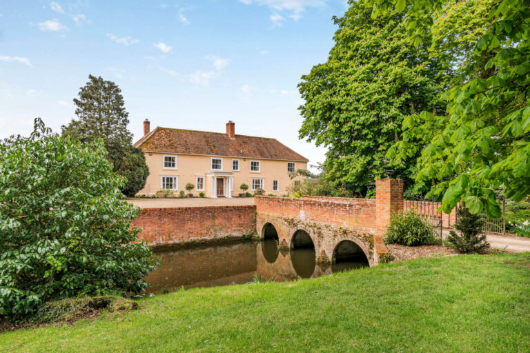 Fenn Wright are delighted to bring Depden Hall to the open market with a guide price of £6.1m