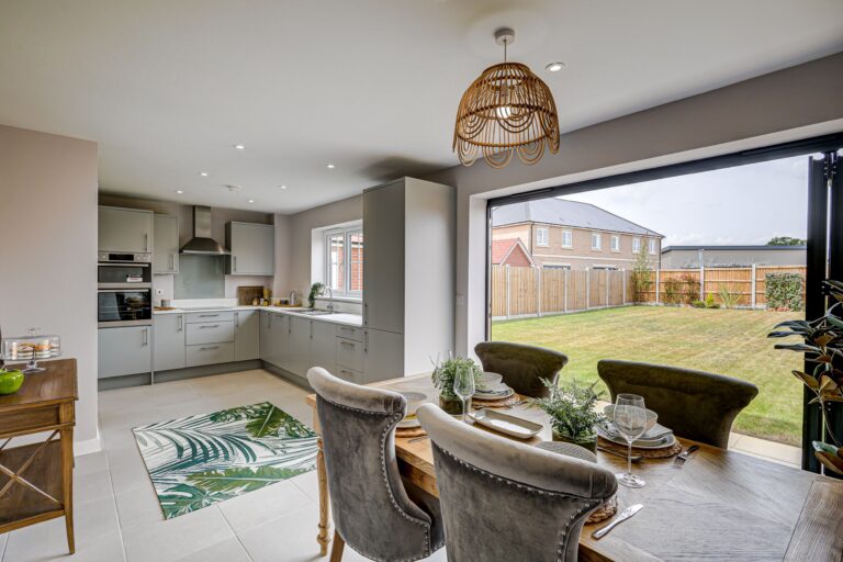 An impressive new neighbourhood in award-winning Elmstead Market
